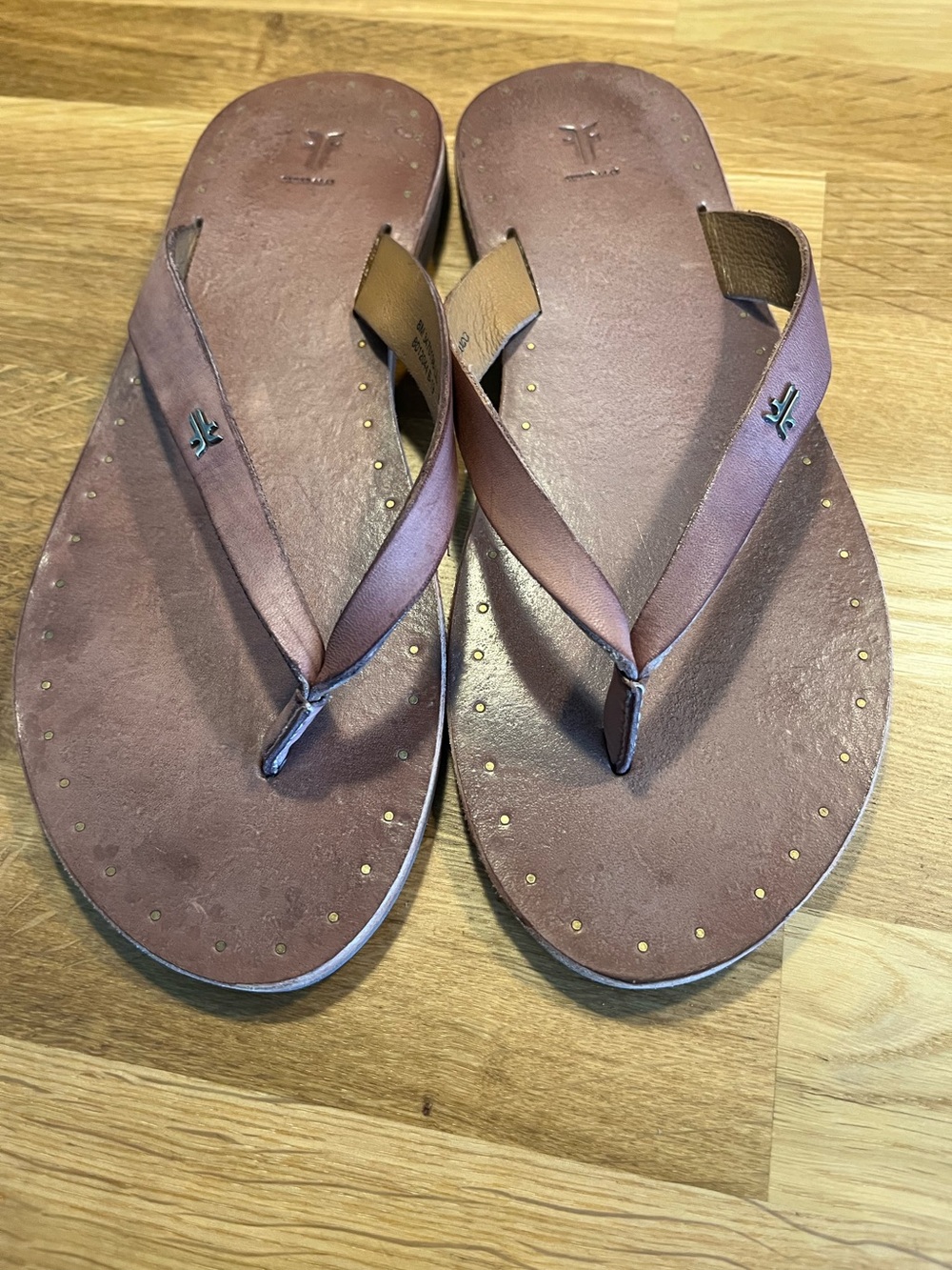 Frye Dusty Rose Leather Flip Flop Sandals